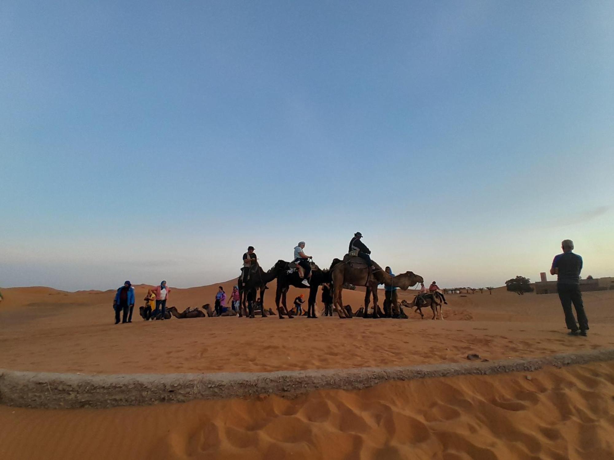 Camel Trekking Desert Camp Merzouga Εξωτερικό φωτογραφία